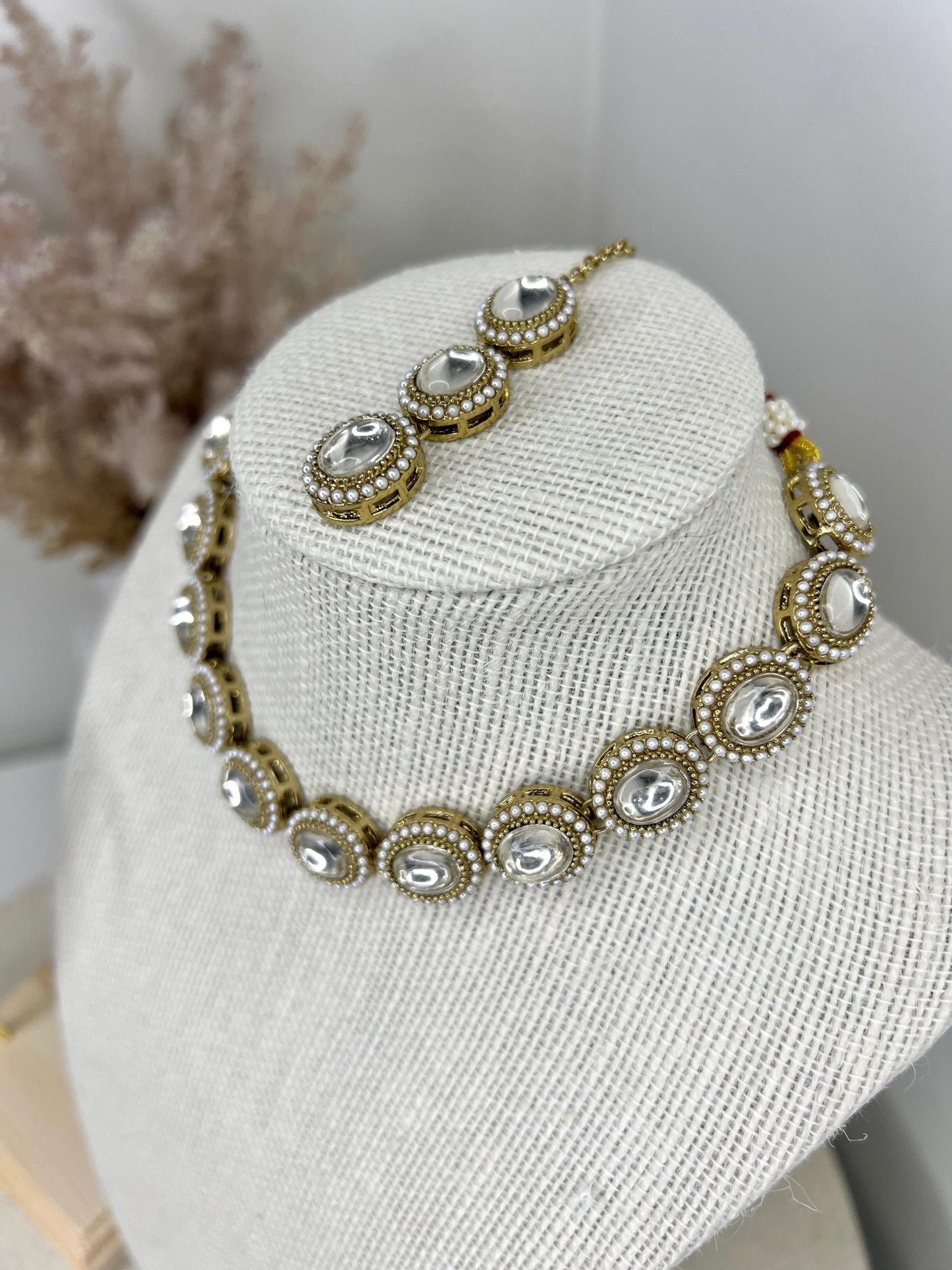 Lajjo Necklace / Choker